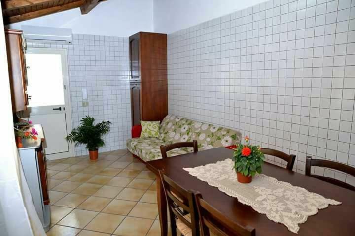 Casa Vacanza Isola Sul Mare Кастелламмаре-дель-Голфо Экстерьер фото