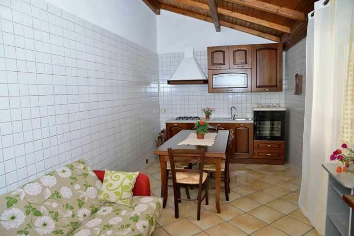 Casa Vacanza Isola Sul Mare Кастелламмаре-дель-Голфо Экстерьер фото